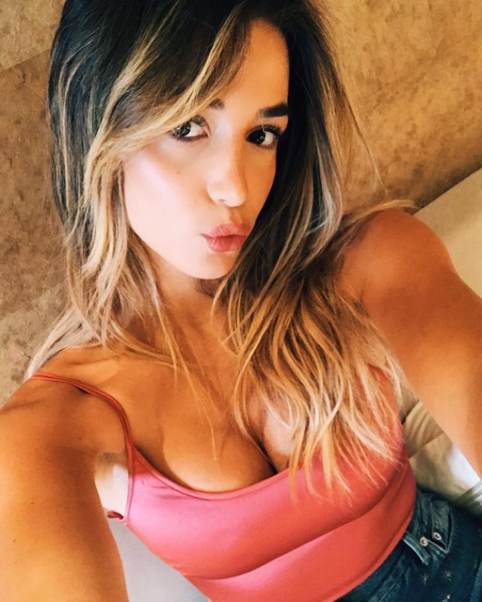 Link Instagram Sara Scaperrotta Wags Roma Di N Bikini H A Ti T Ng A